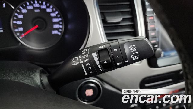 Kia Carens 2014 — photo 27