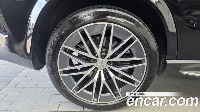 Mercedes-Benz GLE-Class 2025 — photo 5