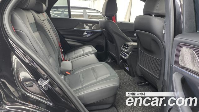 Mercedes-Benz GLE-Class 2025 — photo 17