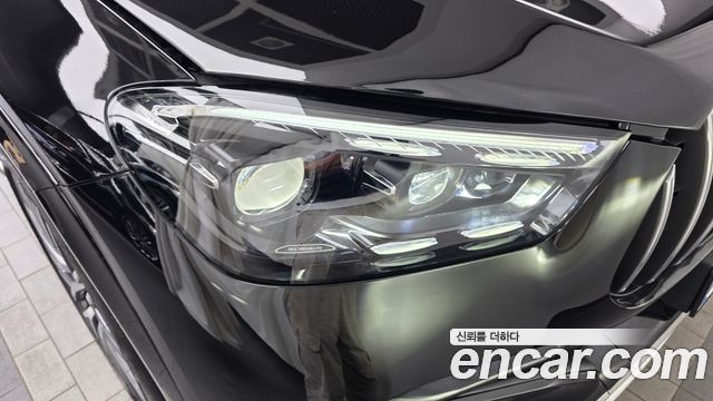 Mercedes-Benz GLE-Class 2025 — photo 8