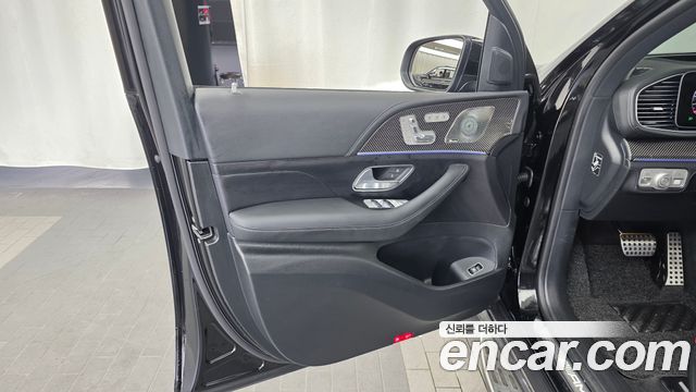 Mercedes-Benz GLE-Class 2025 — photo 14