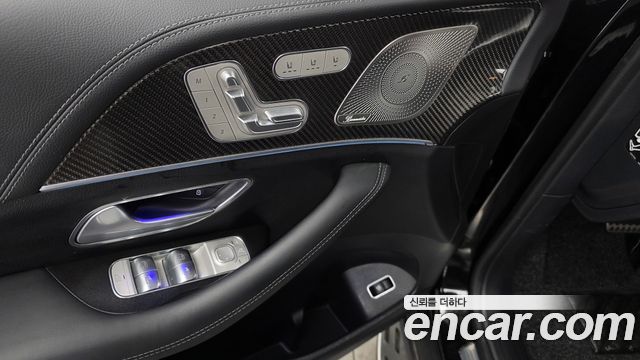 Mercedes-Benz GLE-Class 2025 — photo 29