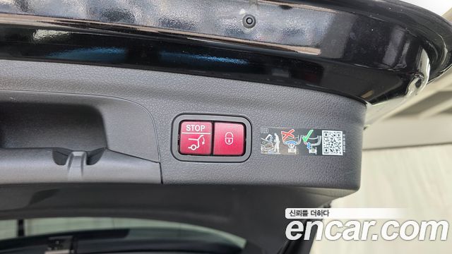 Mercedes-Benz GLE-Class 2025 — photo 34