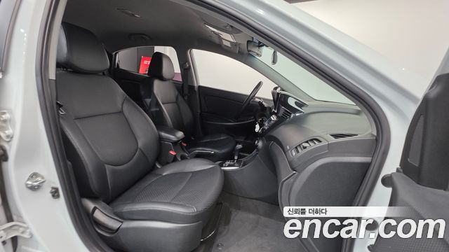 Hyundai Accent 2019 — photo 10