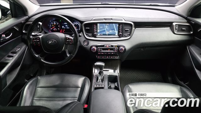 Kia Sorento 2018 — photo 10