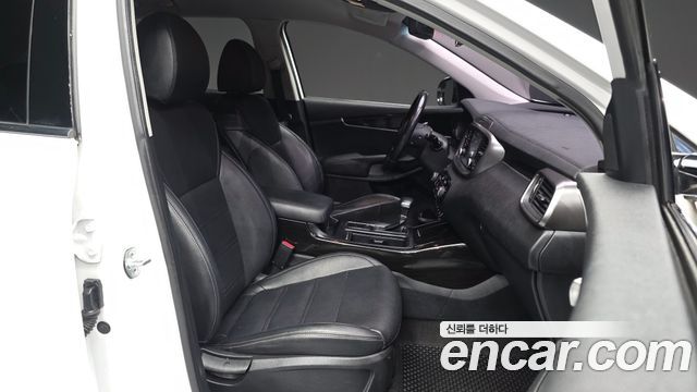 Kia Sorento 2018 — photo 17