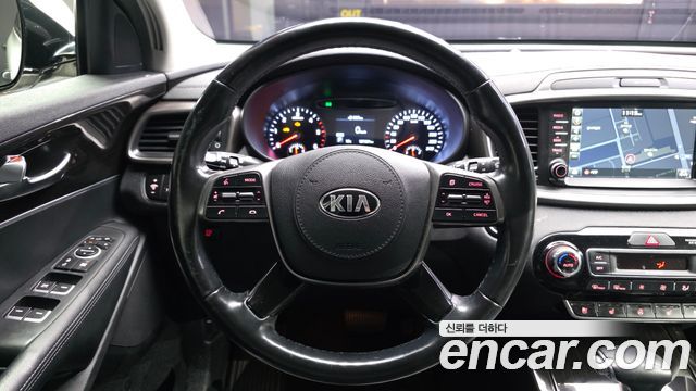 Kia Sorento 2018 — photo 19
