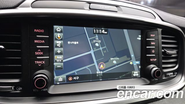 Kia Sorento 2018 — photo 20