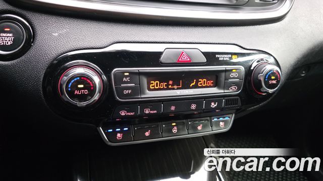 Kia Sorento 2018 — photo 22