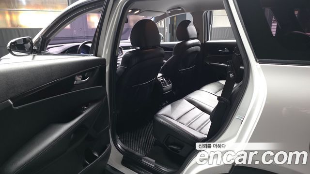 Kia Sorento 2018 — photo 16