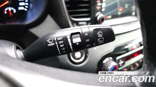 Kia Sorento 2018 — photo 28