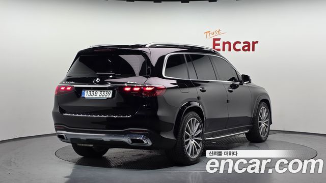 Mercedes-Benz GLS-Class 2025 — photo 2