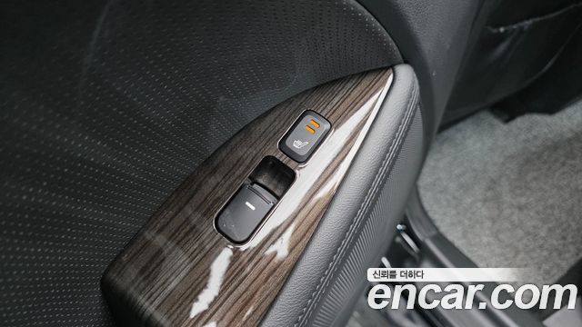 Kia K5 2014 — photo 24