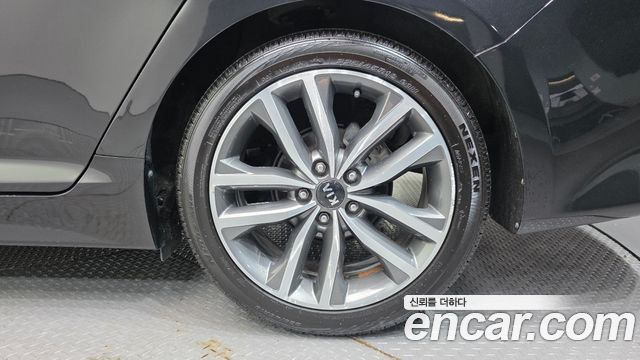 Kia K5 2014 — photo 7