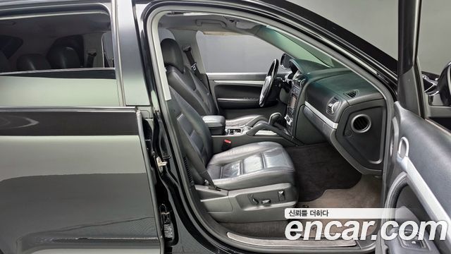 Porsche Cayenne 2006 — photo 11