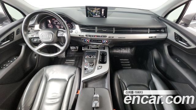 Audi Q7 2019 — photo 7