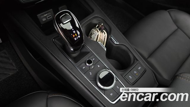Cadillac XT4 2023 — photo 12