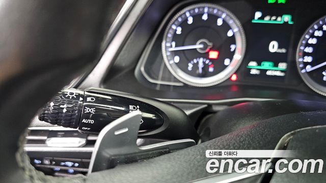 Hyundai Sonata 2022 — photo 19