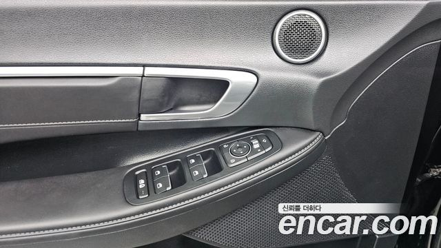 Hyundai Sonata 2022 — photo 20