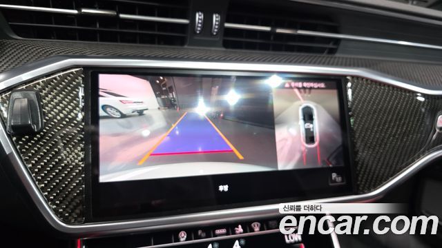 Audi S7 2021 — photo 21