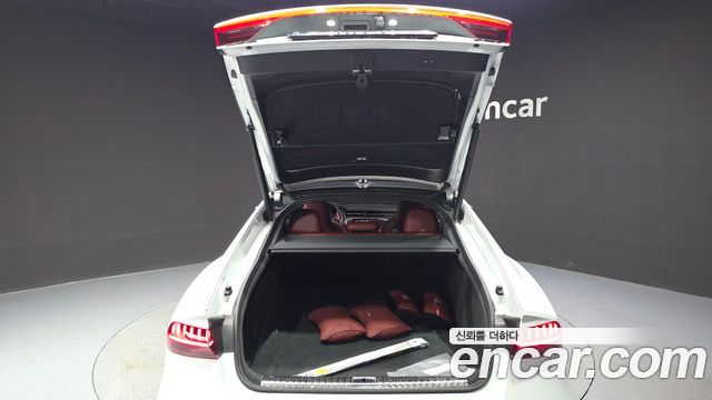 Audi S7 2021 — photo 23
