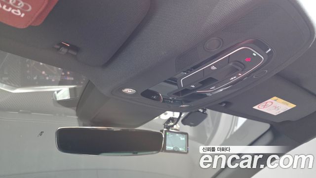 Audi S7 2021 — photo 25