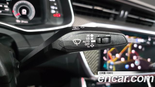 Audi S7 2021 — photo 26