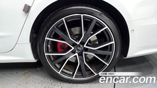 Audi S7 2021 — photo 7