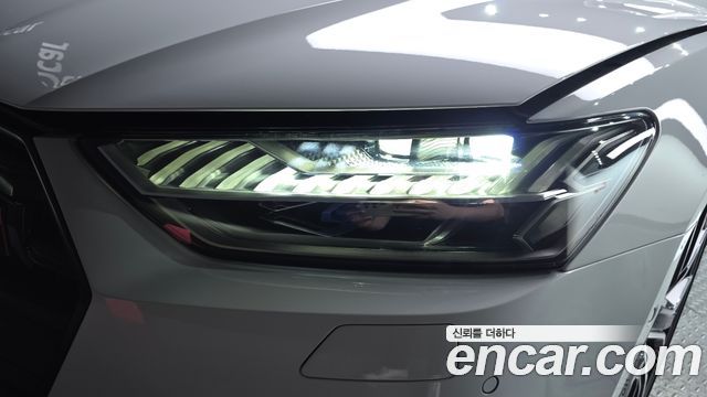 Audi S7 2021 — photo 8