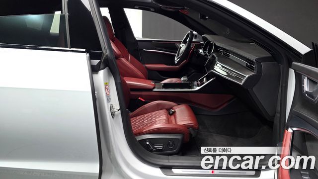 Audi S7 2021 — photo 16