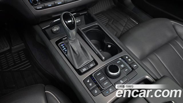 Hyundai Genesis 2016 — photo 9