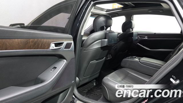 Hyundai Genesis 2016 — photo 11