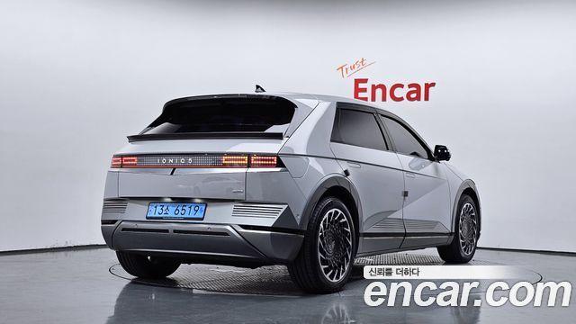 Hyundai Ioniq5 2022 — photo 2