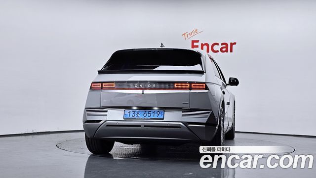 Hyundai Ioniq5 2022 — photo 4