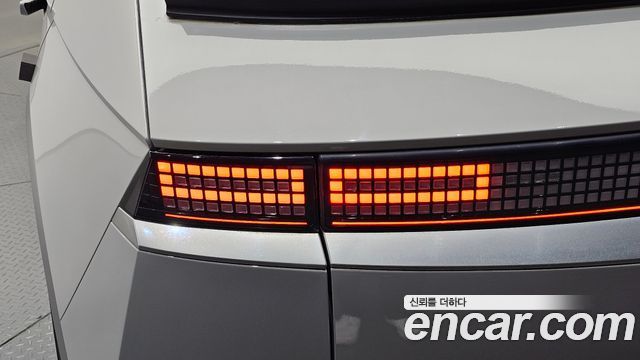 Hyundai Ioniq5 2022 — photo 9