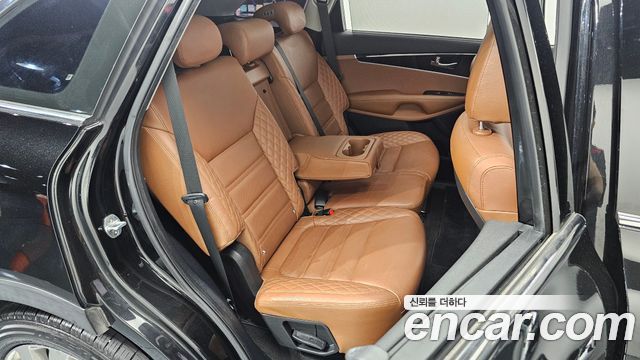 Kia Sorento 2018 — photo 17