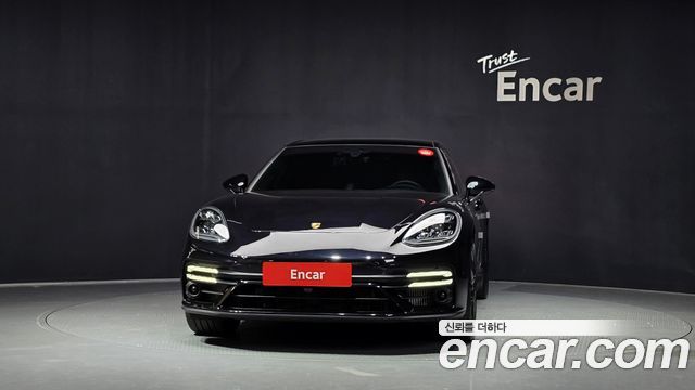 Porsche Panamera 2023 — photo 3