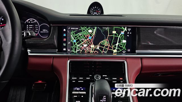 Porsche Panamera 2023 — photo 20