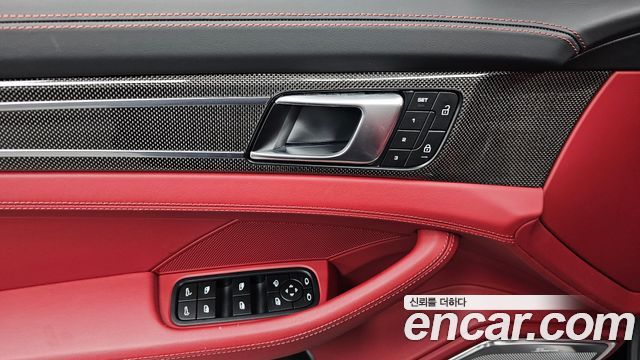 Porsche Panamera 2023 — photo 29