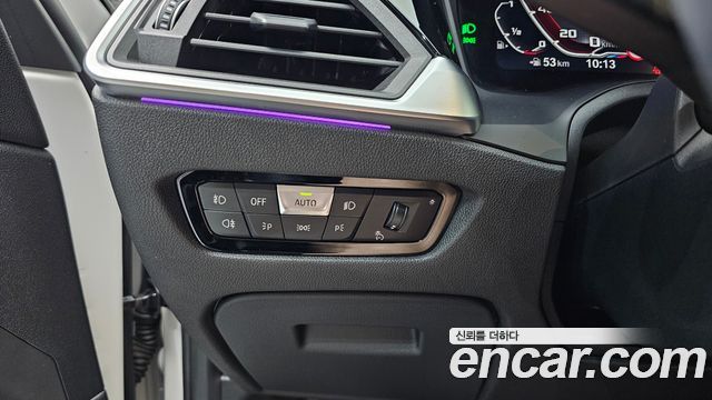 BMW 3-Series 2021 — photo 23