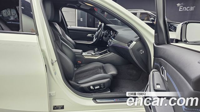 BMW 3-Series 2021 — photo 16