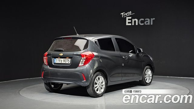 Chevrolet Korea Spark 2022 — photo 2