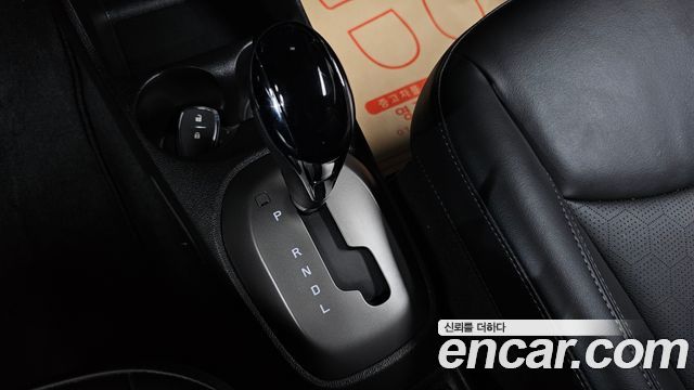 Chevrolet Korea Spark 2022 — photo 12
