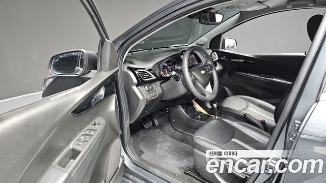 Chevrolet Korea Spark 2022 — photo 13