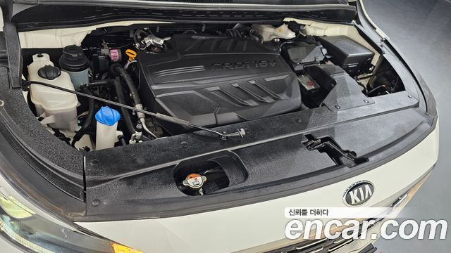 Kia Canival 2019 — photo 6