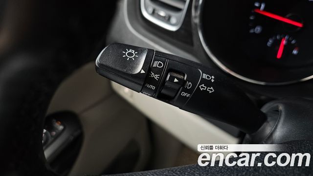 Kia Canival 2019 — photo 23
