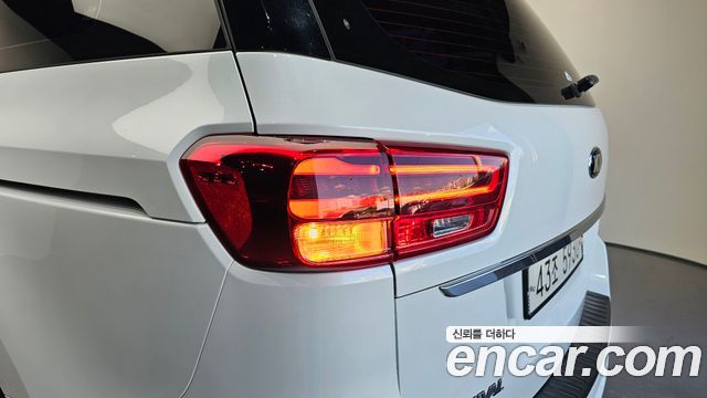Kia Canival 2019 — photo 9