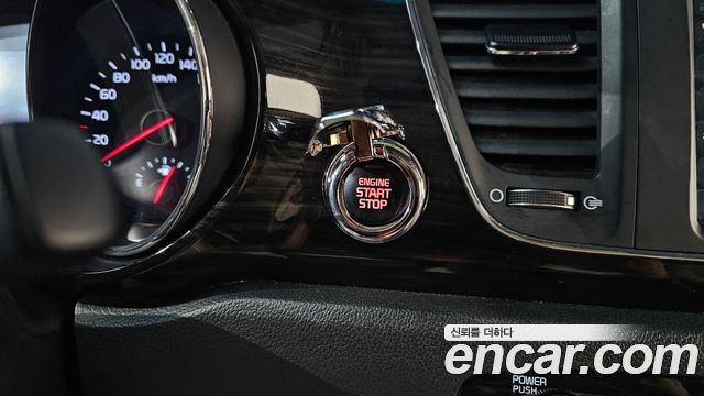 Kia Canival 2019 — photo 27