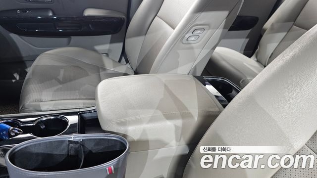 Kia Canival 2019 — photo 29