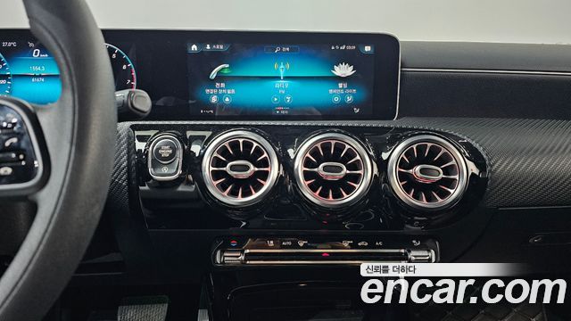 Mercedes-Benz A-Class 2020 — photo 19